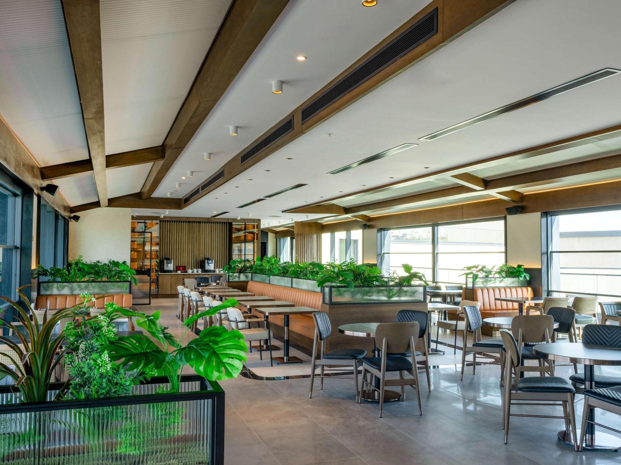 Novotel Tbilisi Center المظهر الخارجي الصورة