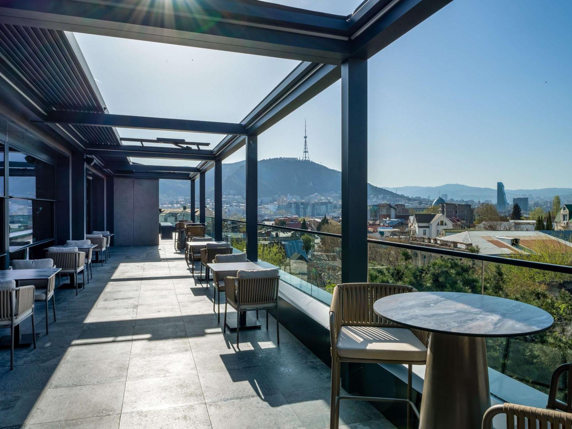 Novotel Tbilisi Center المظهر الخارجي الصورة